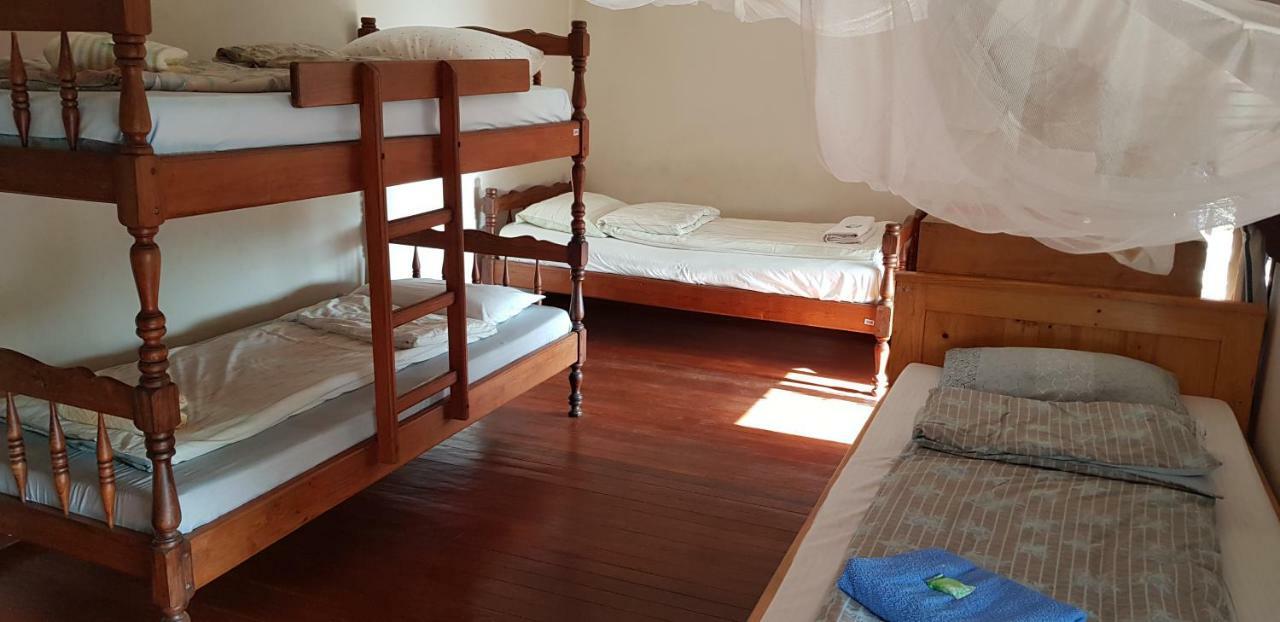 Lovasoa 4C Hotel Antsirabe Kamer foto