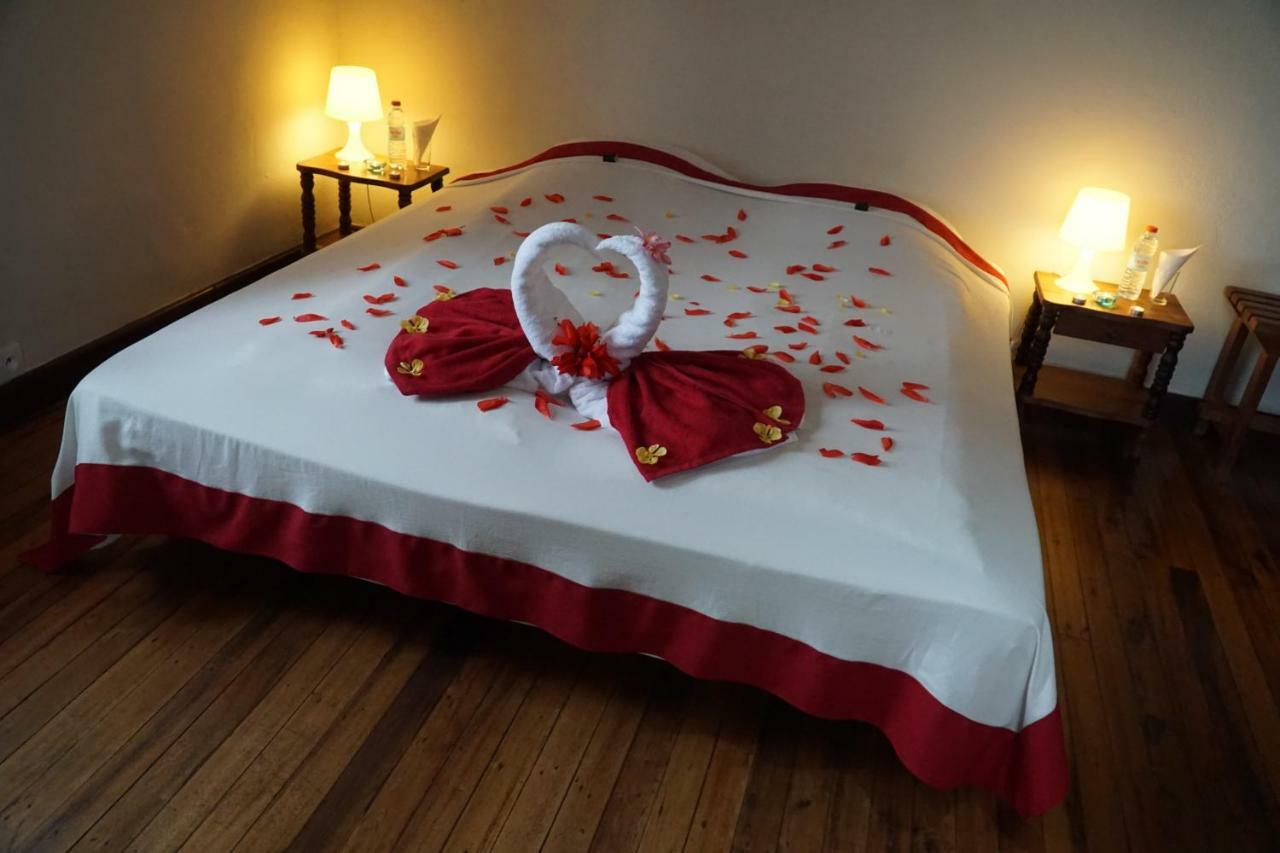 Lovasoa 4C Hotel Antsirabe Buitenkant foto
